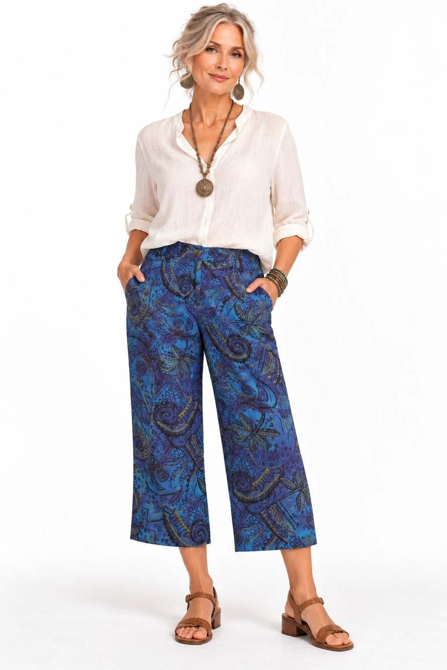 Chico's Blue Purple Paisley Wide Leg Cropped Capri Gaucho Pants Size M Boho